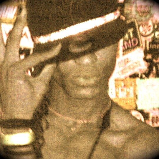 NYC & Hudson Valley. Unapologetically Black Man. Bon vivant. Artist. Dog dad. Activist. Fundraiser. Tea-Slinger. I TELL THE TRUTH. Reposts are not co-signs.