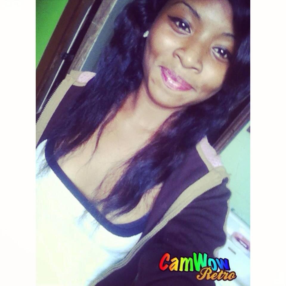 ShanSooTrill's profile picture. Can't get no realer than this. 
Hit that follow button ;)