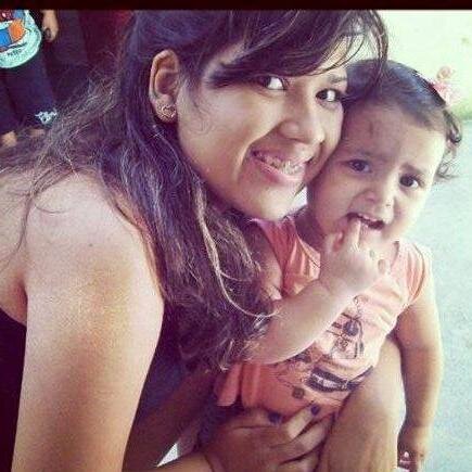 Sou Ewellyn , Casada e Mãe de Uma Priincesiinha ! ♥ '