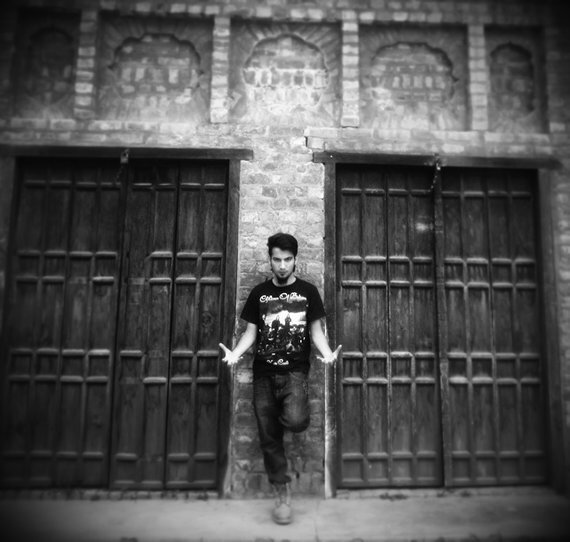 Organizer off HELLFEST http://t.co/4wwQj9GF1q… Artist-Darkness lovr- Life starts aftr midnight , I dn't spek to mch nd yes Am Fucking MetalHead\m/