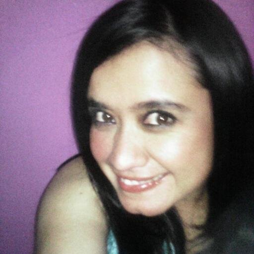 Sé que hay sol después de la lluvia.
Sé que hay buenos momentos después del dolor.
Sé que el amor lo puede todo..3 *-*