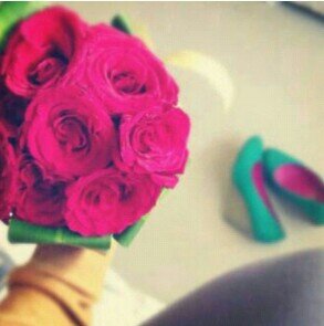‏‏عشقي أمي ومحبه لصديقآااتي كثيرا *^