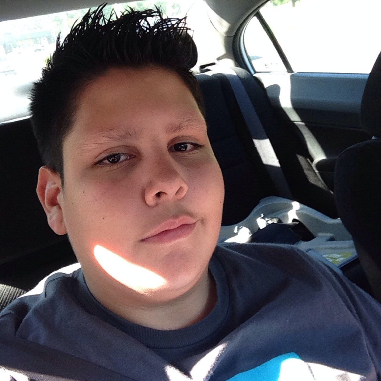 FFuentes1219's profile picture. imagine i wrote something cool here