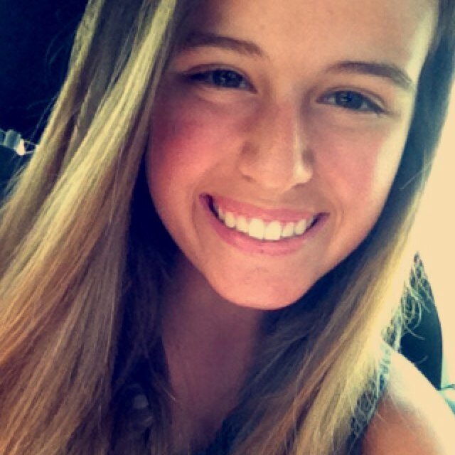 LaurenPerry21's profile picture. 