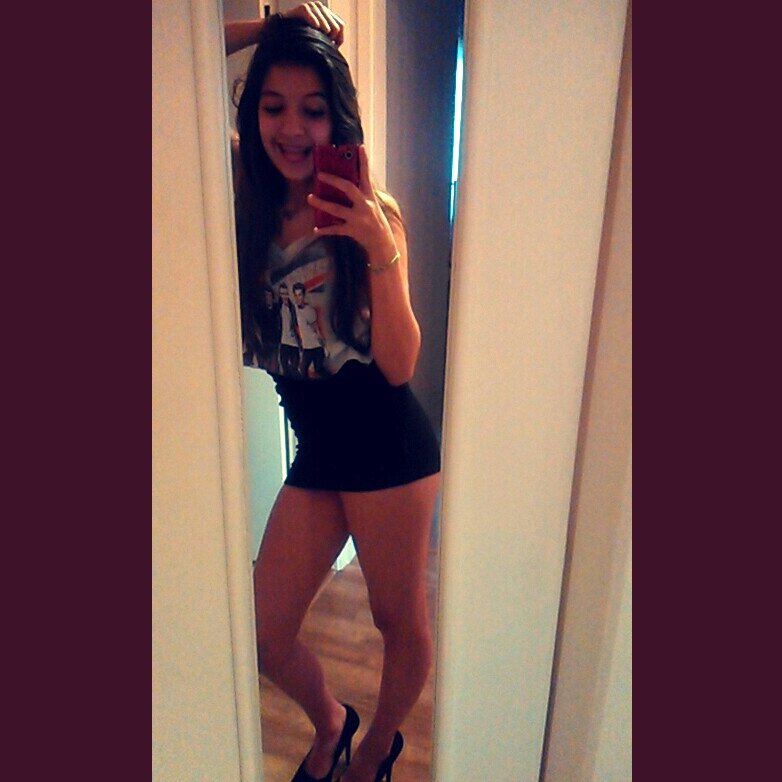 ´´Nem maior, nem melhor, apenas diferente´´                                                Insta:__Isavettorazzo/Snap:Isaah_vett