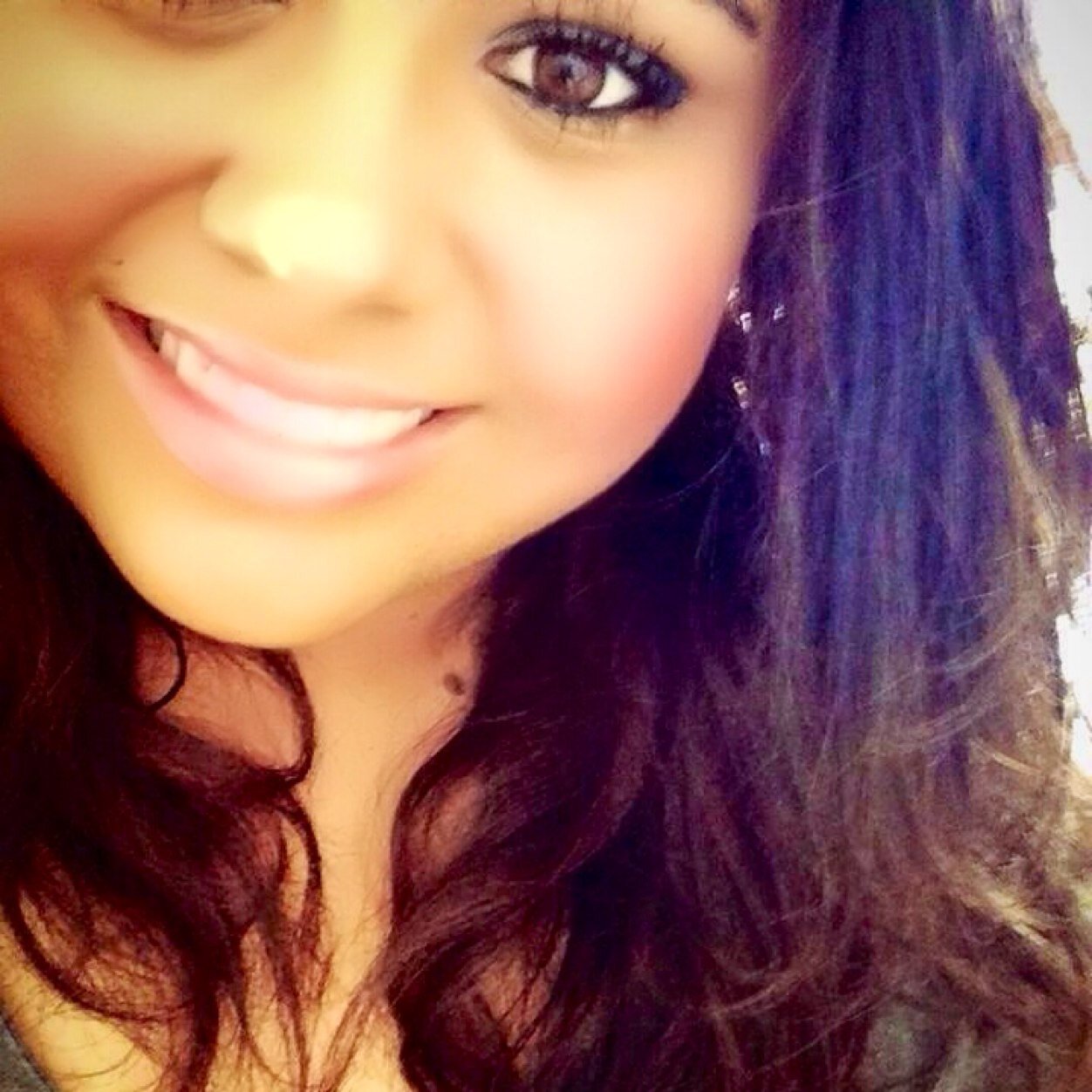 I'm ashlee. Follow me and i might follow back #GAC