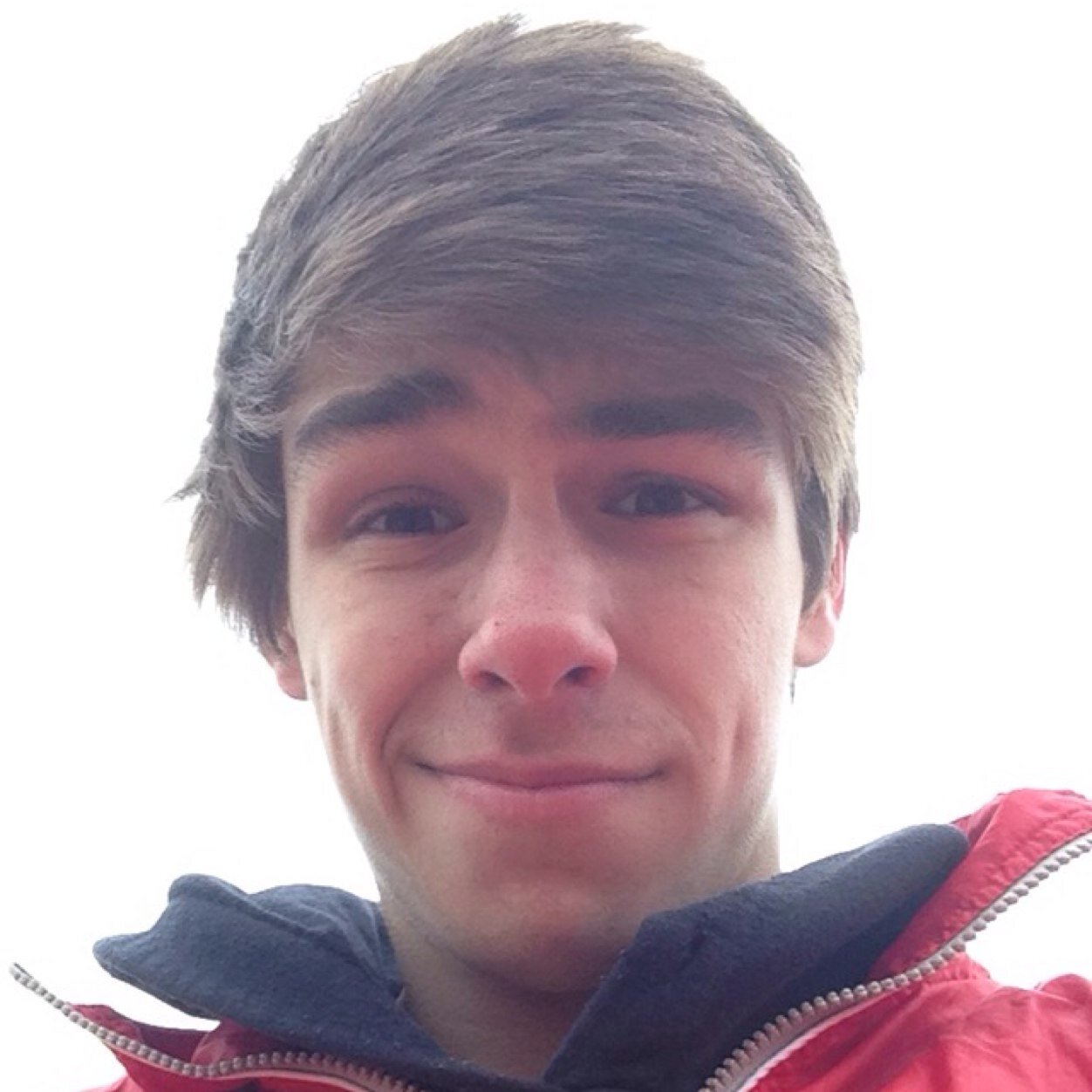 Junior at Petal high school  Retired Chef At Sonic Track Star God is number 1⃣ snap chat codycameron15 601-466-9095  single!!!