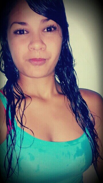 . amoo minhas irmãs @damiresribeiro @thalliasilva *-* #Amoor @AllexFerreira8♥face: Kercya Ribeiro me adicionem, aceeeito todos :*