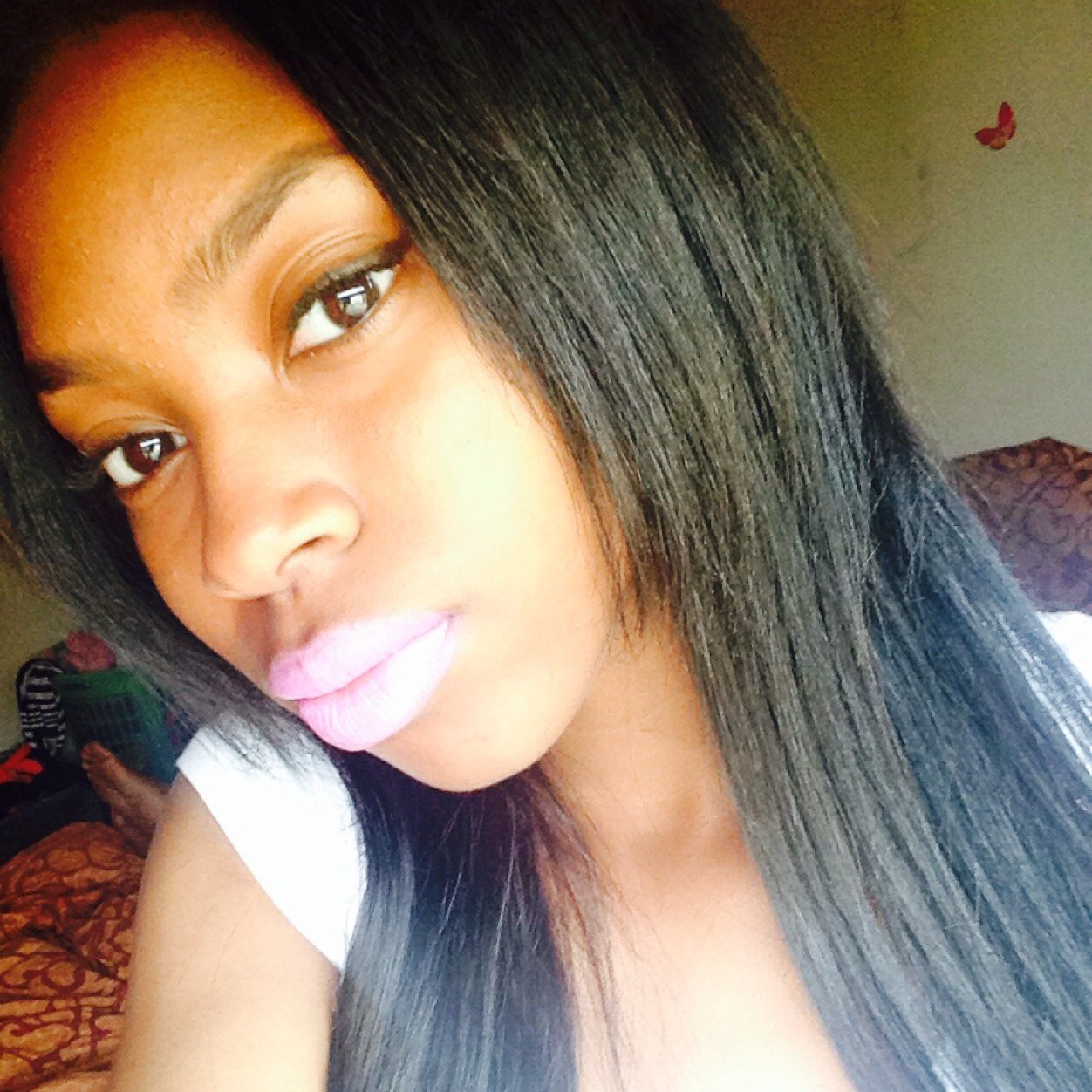 Ion got money problems, i got trust issues