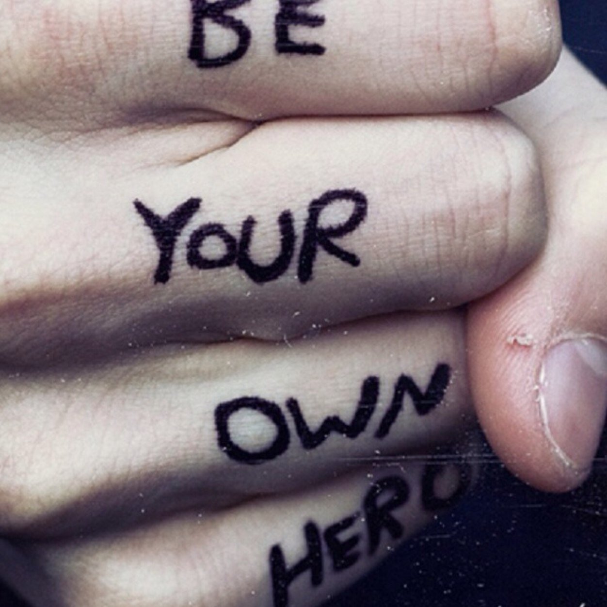 LittleWolfy91's profile picture. Love art, and history