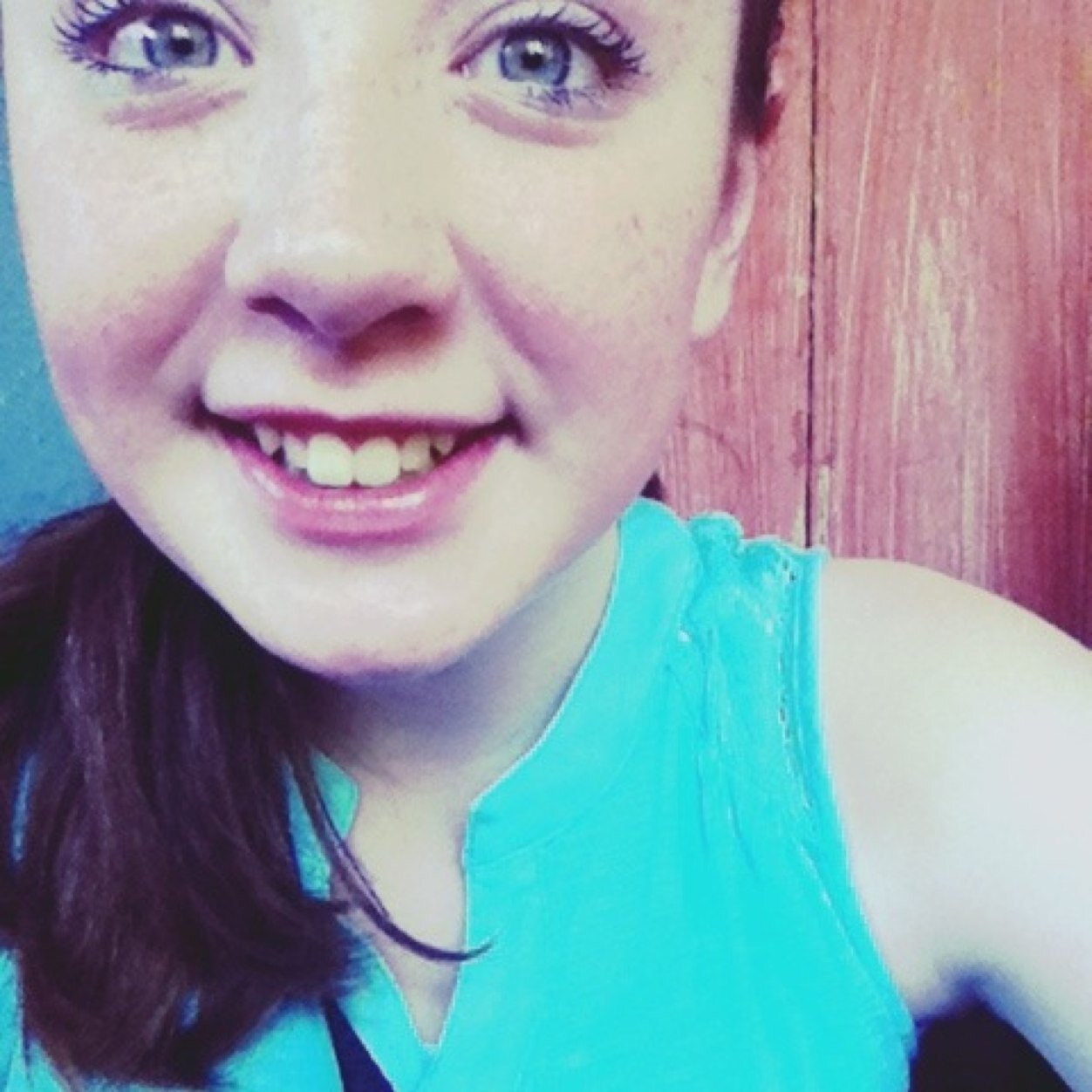 Sup im katie follow me its no that hard;)