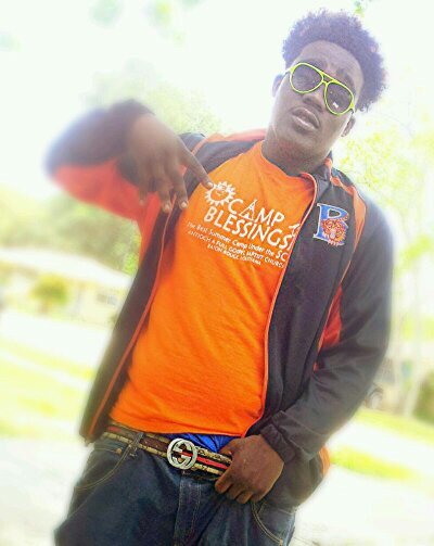 Live by the second.. Dieing by the hour.. im growing from the sun.. life is simple as a flower..