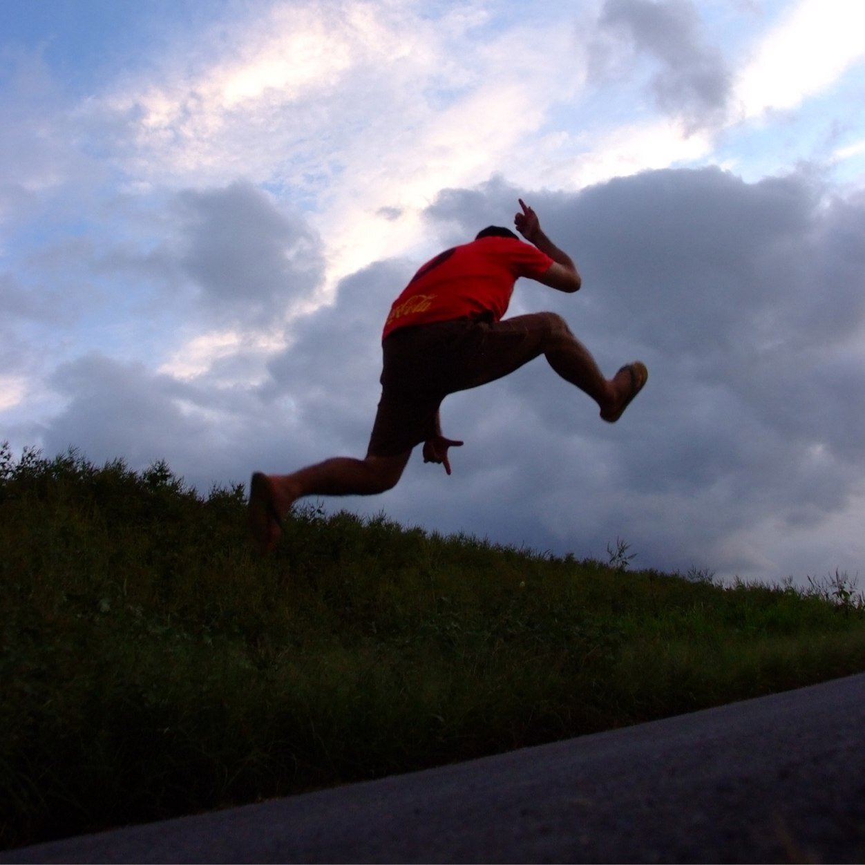 samosasamosa's profile picture. 浦和レッズと音楽と写真散歩をこよなく愛する、みどりめがねです。