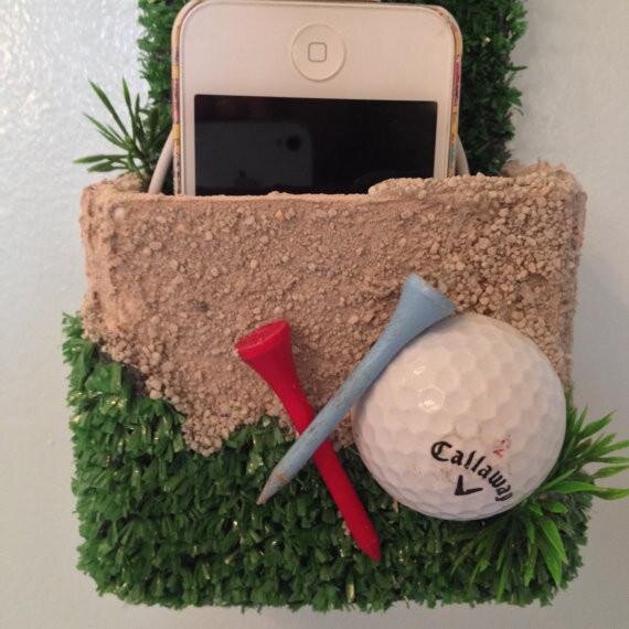 CELL PHONE HOLDER FOR THE GOLFER IN YOUR LIFE
