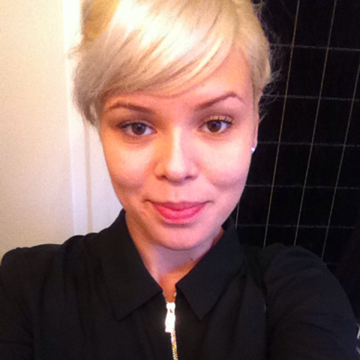 sosobersteph's profile picture. YELLER.          ✂️           HAIRSTYLIST           ✂                   By Appointment Only                 905-796-7200                 Brampton, Ont