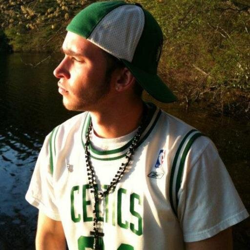 Rhode Island Hip -hop Artist - RISE -  Add me on Facebook! https://t.co/xXHYT0Jk34
Soundcloud: https://t.co/siDzImdpbr
Youtube: http://t.co/pM9yM6zdPC