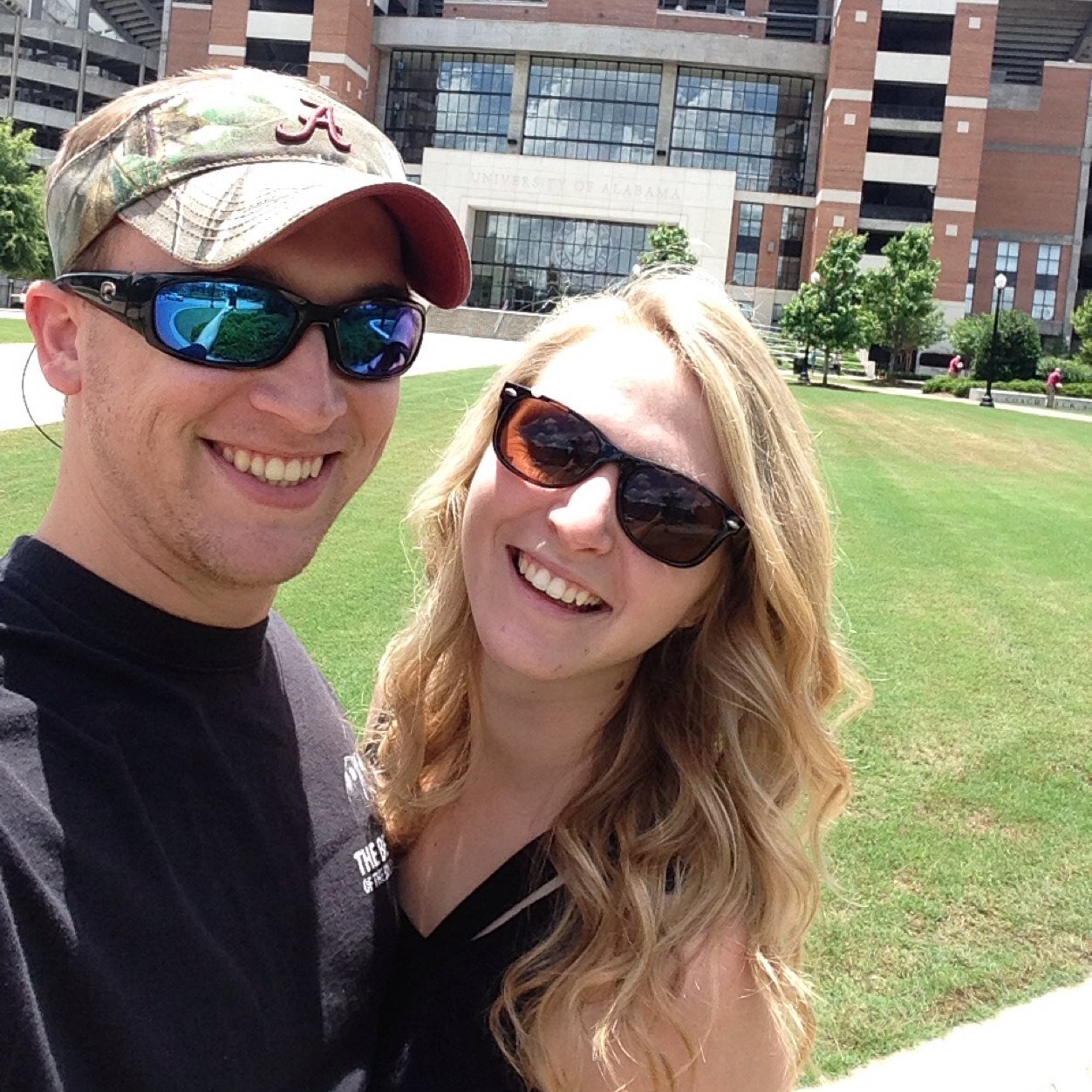 AshleyChilds27's profile picture. 