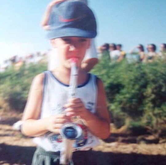 ♪TROMBON. Aprendiendo iluminacion y musica para algun dia llegar a ser algo de ello. Musico en Quinto y Charanguero en Fuentes y Quinto. La musica hace mi vida♪