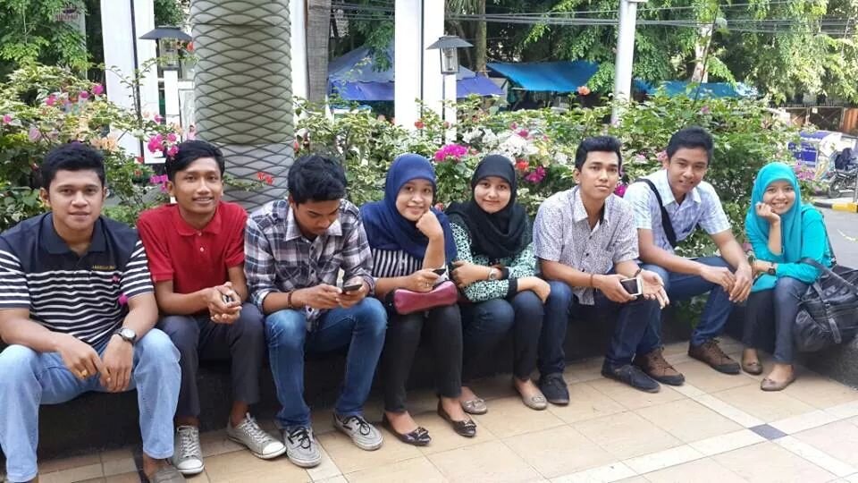 liat sendiri aje !