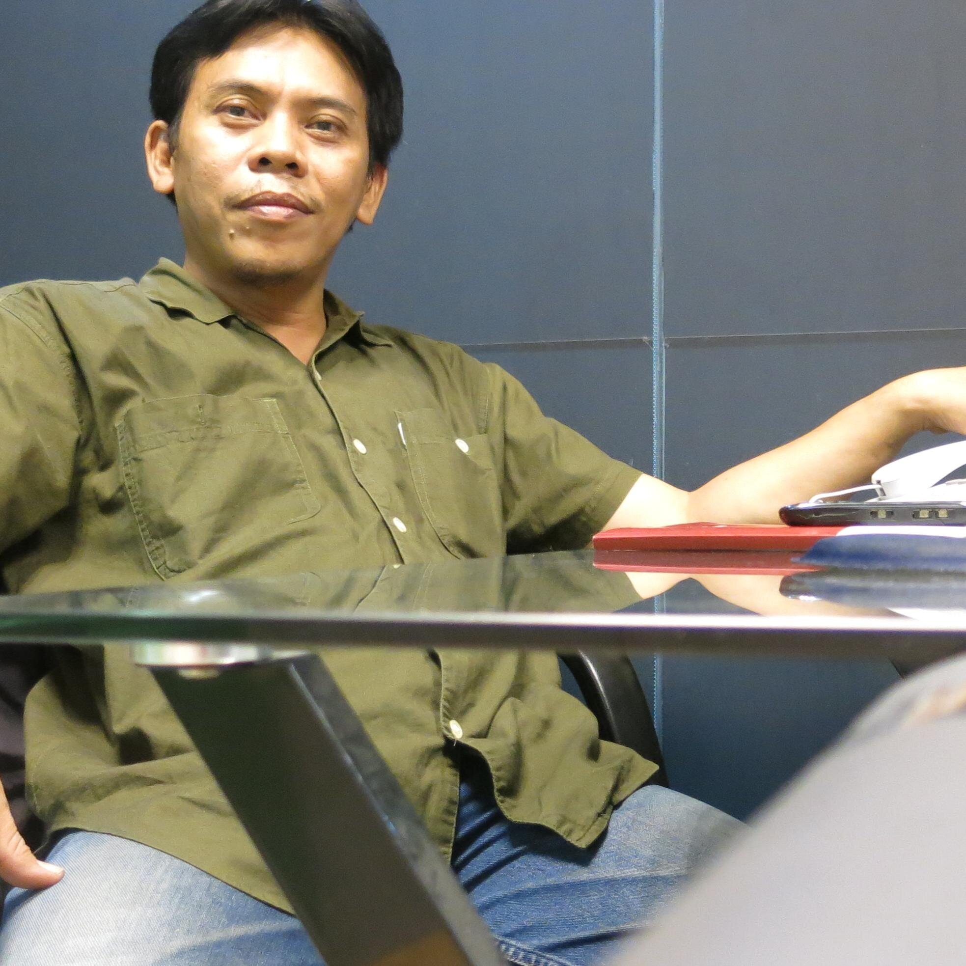 Memang baik jadi orang penting,tapi jauh lebih penting untuk selalu menjadi orang baik