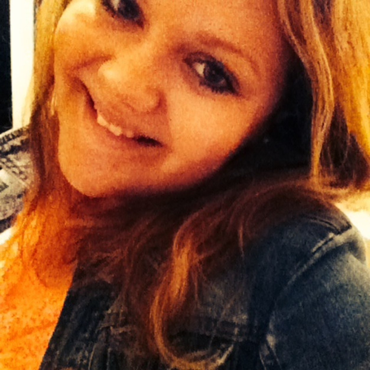 marian22x Profile Picture