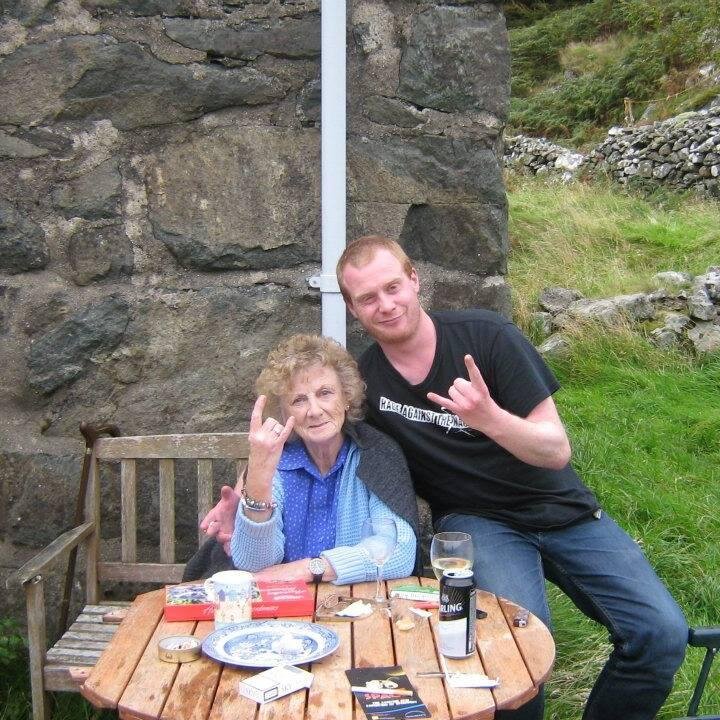 FreshApproach84's profile picture. Guitar Teacher, Songwriter, Frontman, Innovator, Chef, Dad, Hero.