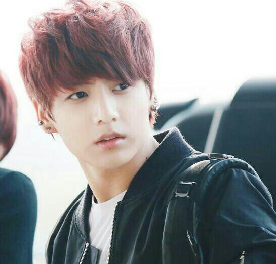roleplayer of Jeon Jeongguk
97 born singer
BTS' multitalented maknae