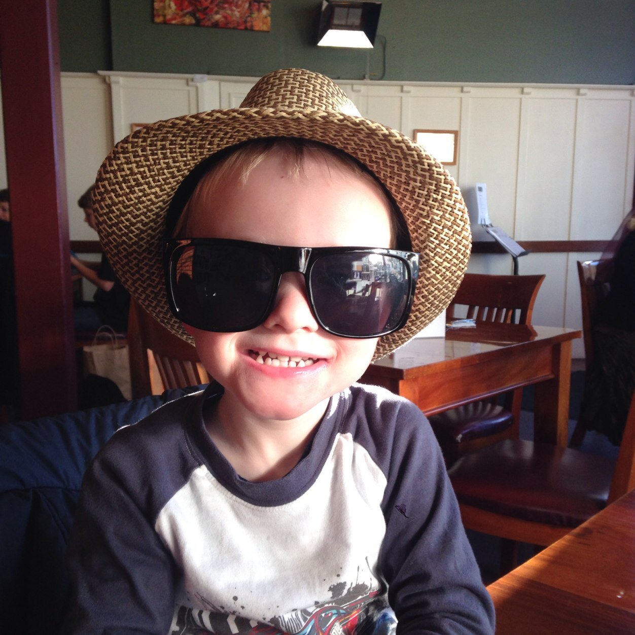 LoftyB4's profile picture. 