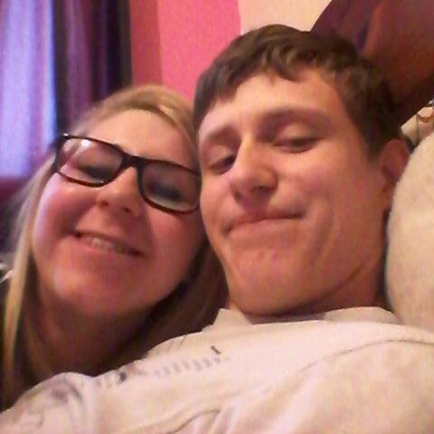 CJBatham's profile picture. Hi I'm Casey Jane Batham and I live in England and i work at poundland  p.s i follow back :)