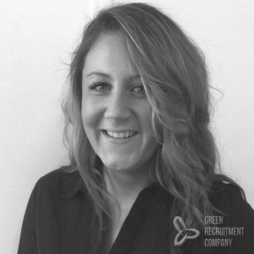 Renewable Energy Recruiter @greenreccompany - Finding and placing talent in the Renewables industry. Link in with me: http://t.co/RwSqUsPBQG