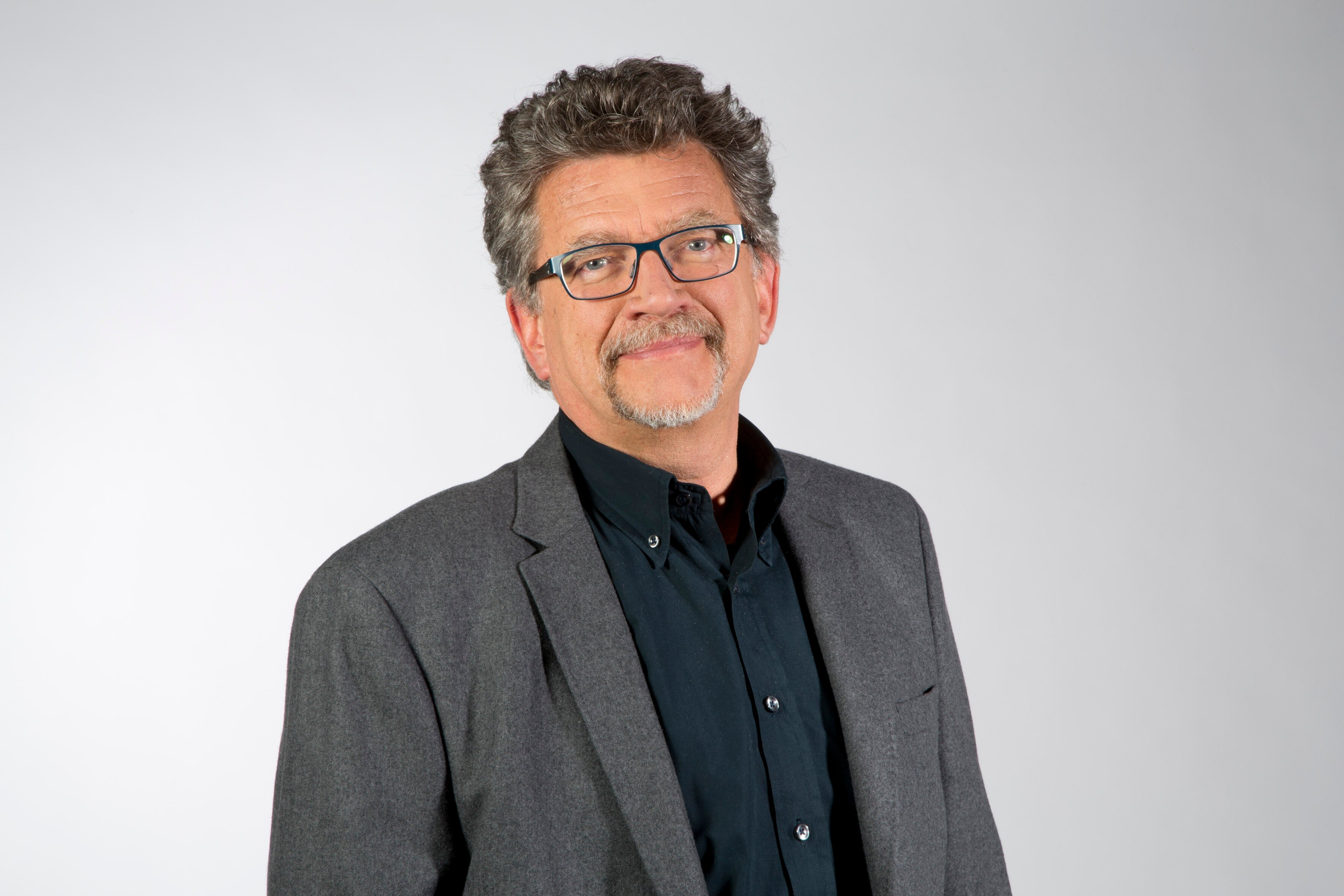 DeveleyJF's profile picture. Journaliste commentateur à la RTS, Radio Télévision Suisse