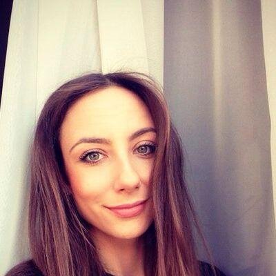 Привет. Стараюсь думать не как все. Родилась в интересном городе. Я очень коммуникабельная как человек. Люблю все новое.