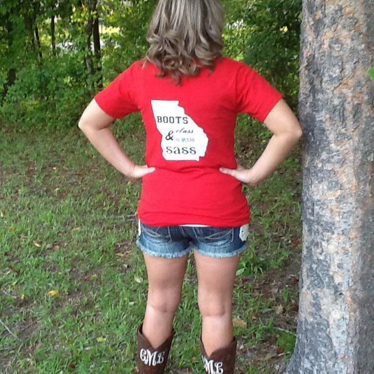 For all your shopping needs we have it right here at Crissys Creations. All the latest in fashion. We also do monogramming and do vinyl!!