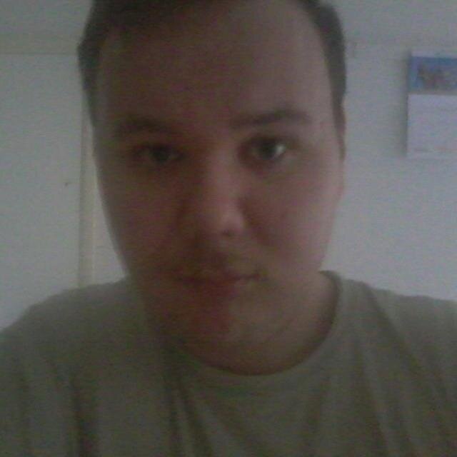 Rapiat 30  matemaatikon alku. Kiinnostuksena funktioteoria, ohjelmointi ja penetraatiotestaus, sekä koneoppiminen ja tekoäly.