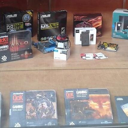 PC And Gaming, Terrassa
Reparación de móviles, tablets, ordenadores, televisores etc...
Venta de accesorios gaming y torneos de videojuegos on-line.