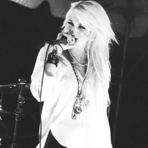 I'll never be good enough, you make me wanna die.