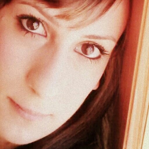 amo le persone sincere, nn mi piace la falsità,amo la musica e il pianoforte #segno leone## SARDEGNA ##