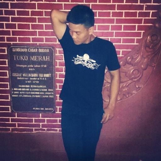 roan_buwana01's profile picture. DUIT ( Doa, Usaha, Ikhtiar, Tawakal)