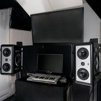 Native Pulse is a recording company designed to help artists see their creative vision from concept to conclusion.