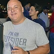 Lo mejor no es tratar al amigo sino al enemigo hacerlo amigo.