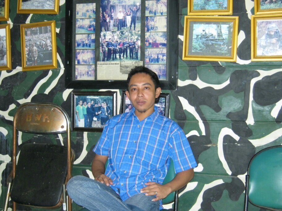 dengan adany yg di dpn, maka ada pengikut dibelakang..