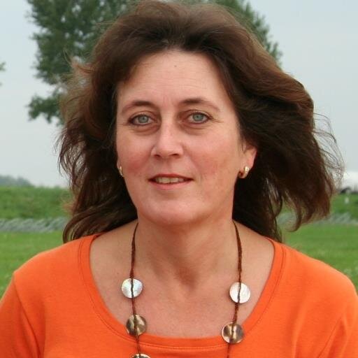 Inspirator in een veranderende wereld, yoga, Reiki, meditatie, duurzaamheid, yoga levensstijl, permacultuur, basisinkomen, bewustzijnsontwikkeling, theosofie