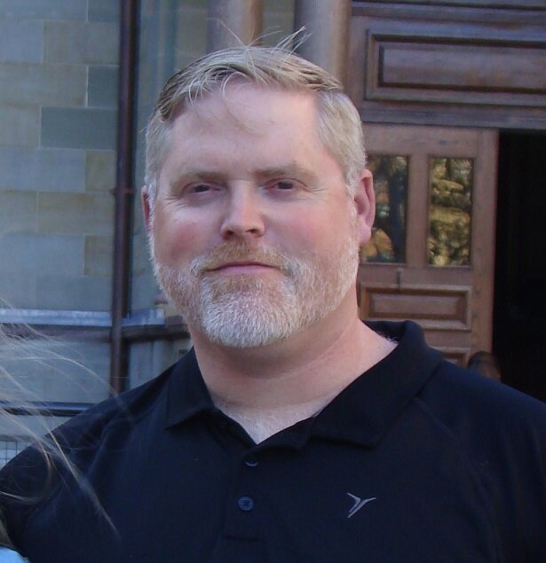 Resident of Halifax, NS, born in 1969,  Member of the Canadian Armed Forces for 25 years.  Happily married, Father of 2.  Movie fan & collector of comics.