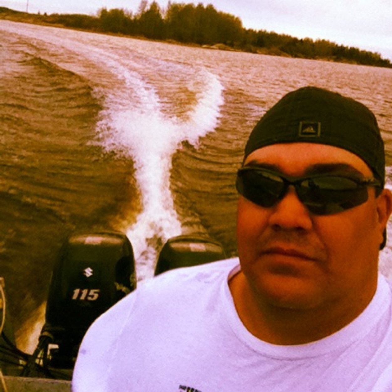 Born n raised in n.h, employed with m.b hydro for nine years, i enjoy the outdoors with everything it has to offer us especially fishing, hunting, skidoo riding