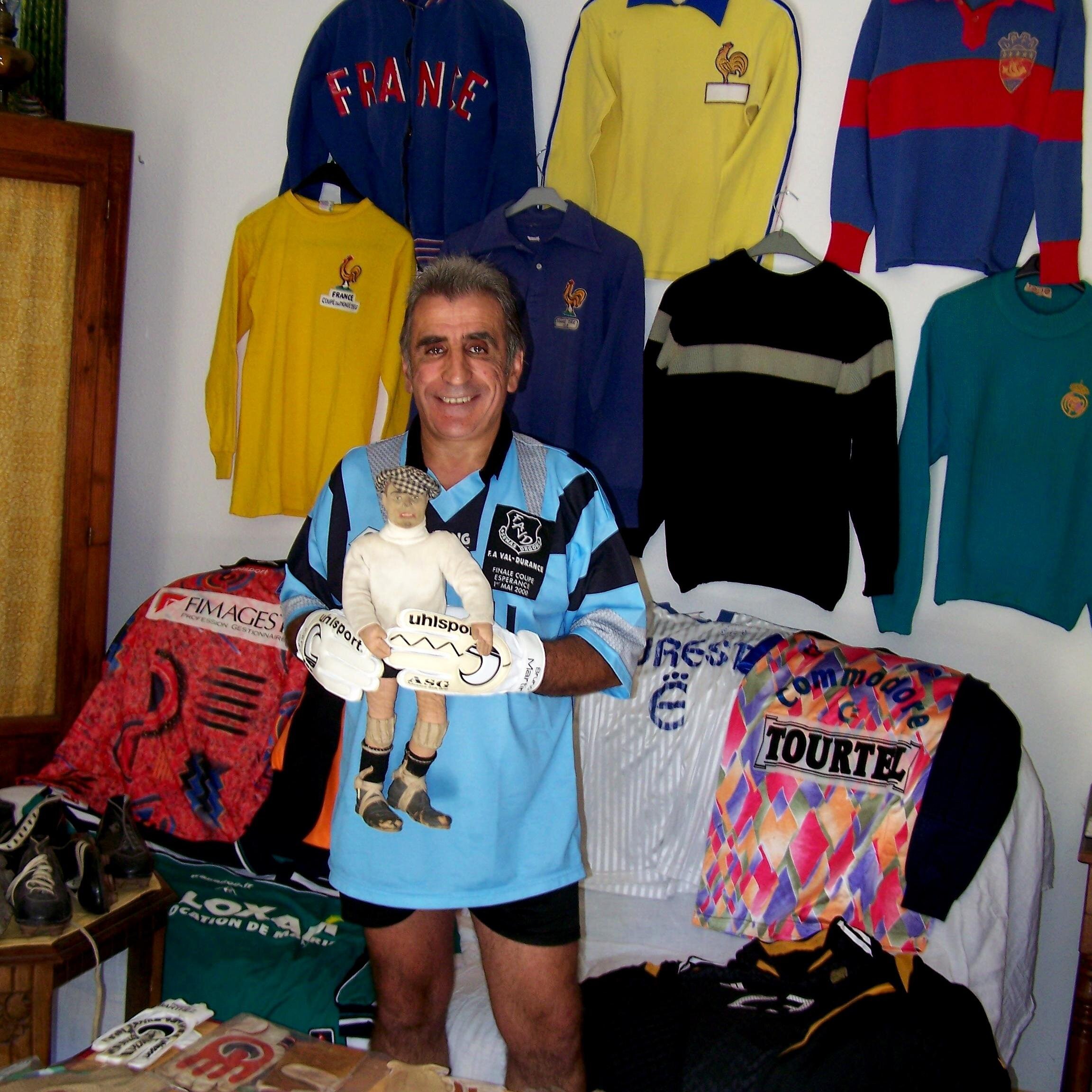 musee_gardiens's profile picture. http://t.co/AdRSTWe4SZ
hommage aux gardiens de but d'hier et d'aujourd'hui