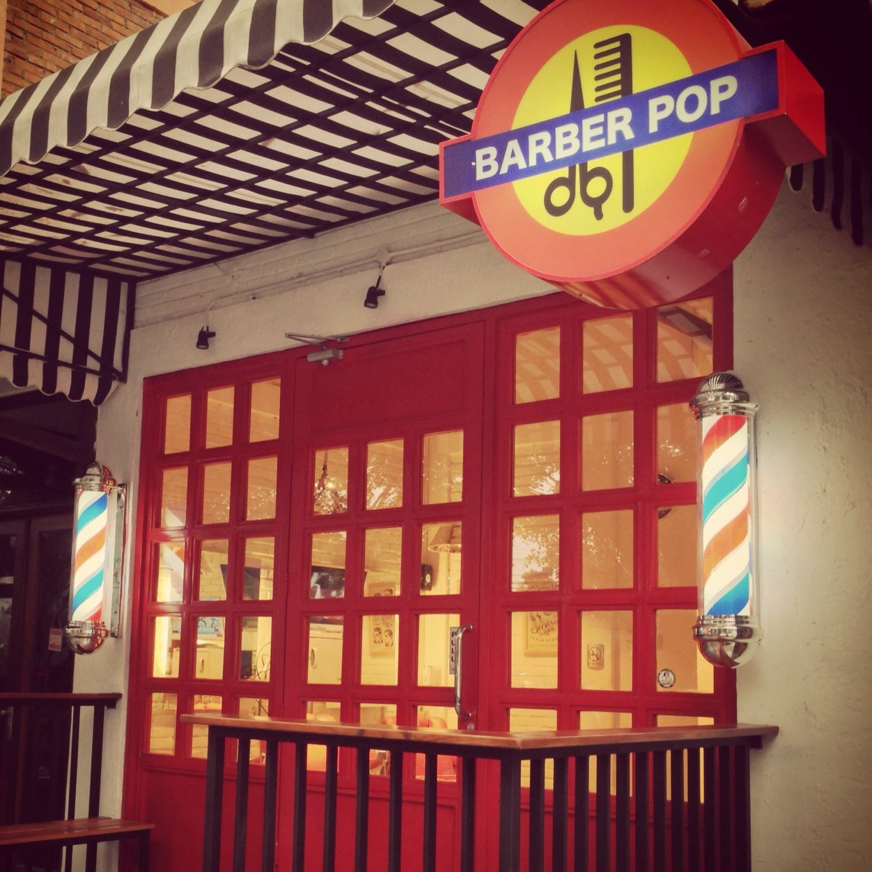 Barber Pop Kemang Jl. Bangka Raya No.3A Kemang - Jakarta Selatan Phone : 021 7182995 Mobile Phone : 0822190200352 BB Pin : 2AF2CF29 Line : BARBERPOP JKT