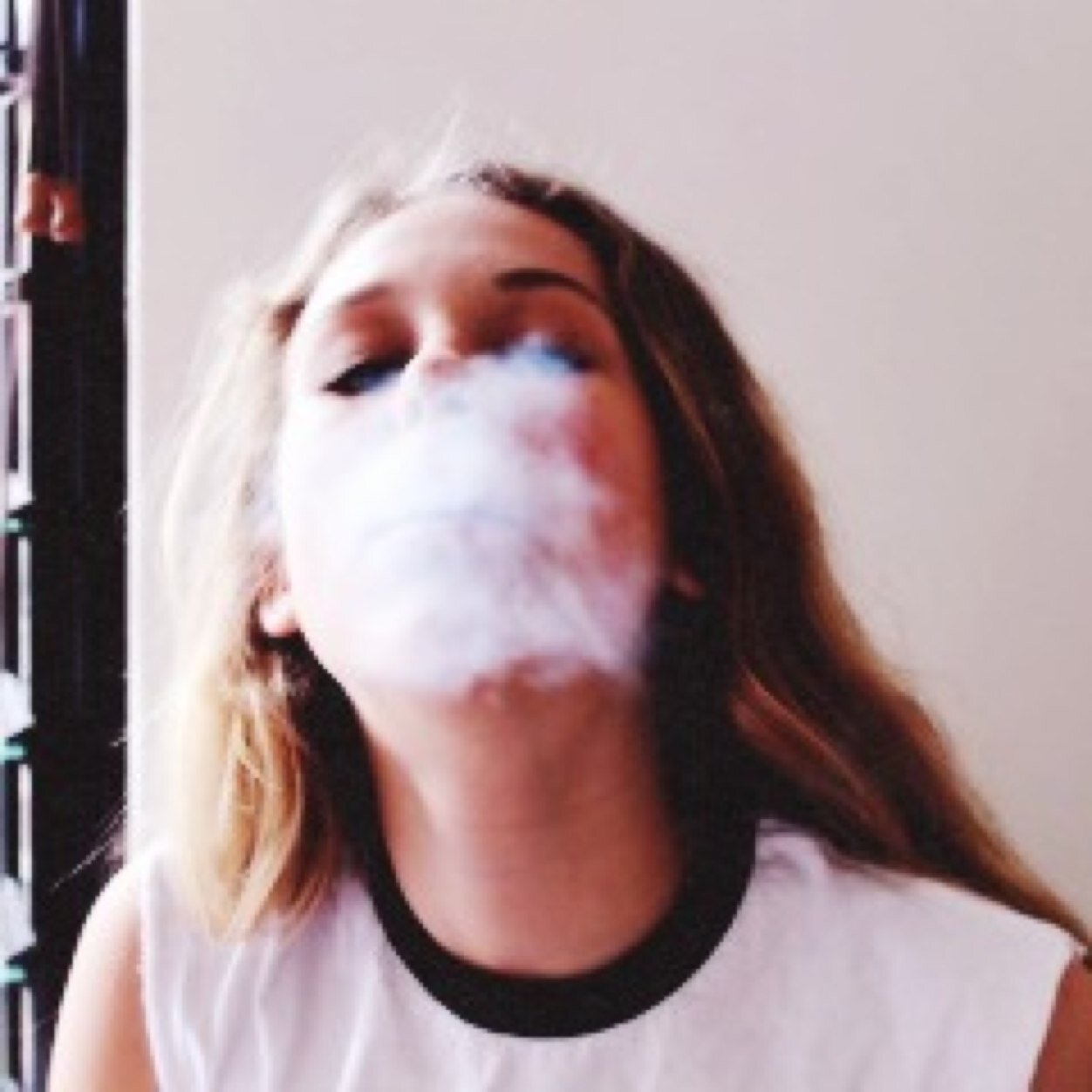 GrungeNeverland's profile picture. Départ: 62. | 60 | 58 | 56 | 54 | 52 | 50 | 48 | Now: ---. 161 cm.