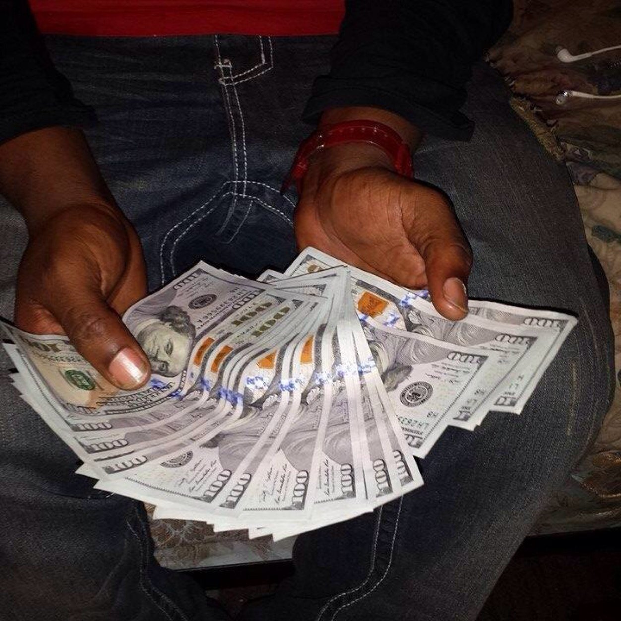 Never been afraid to eat pussy as long As itz the right pussy gettin ate