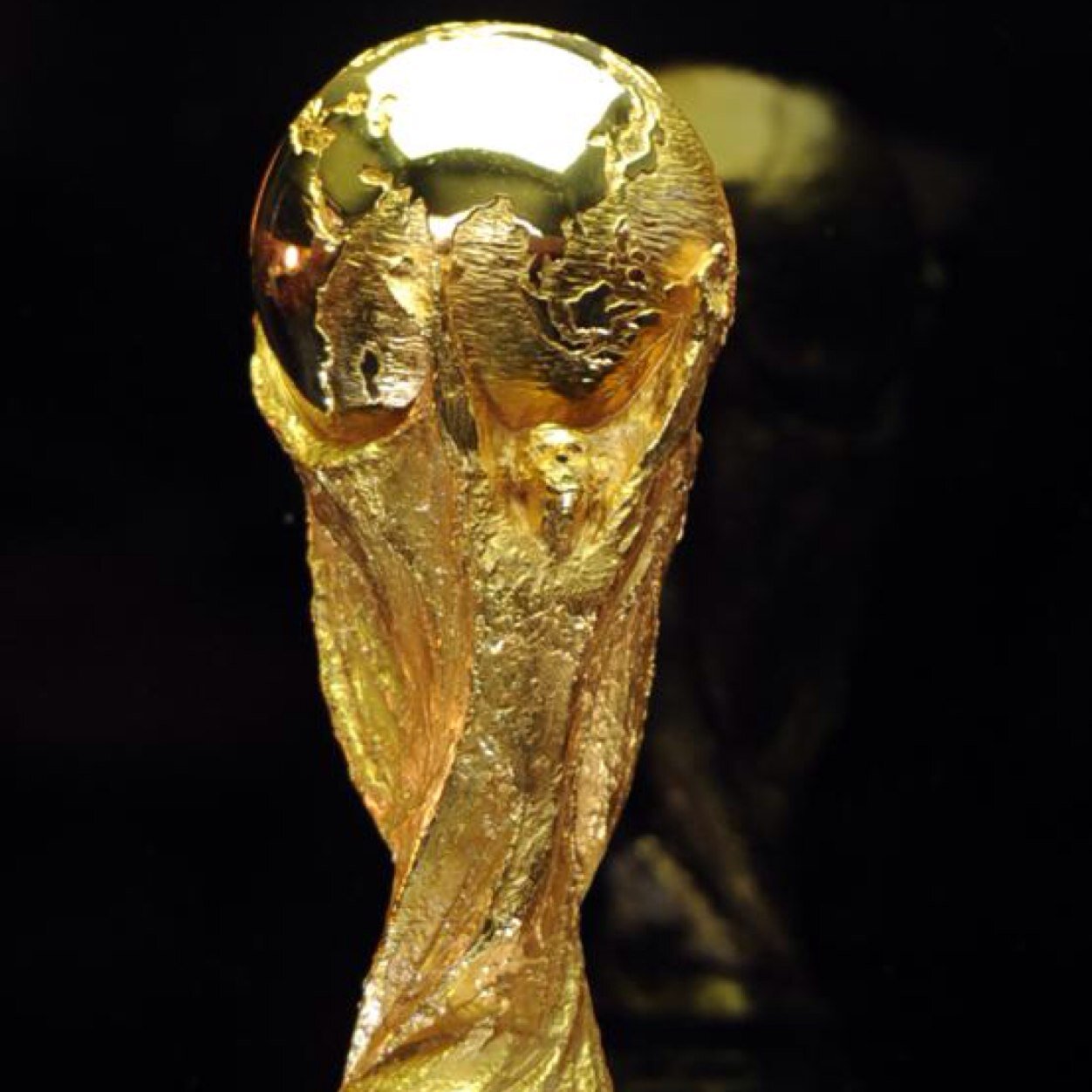 FootballCoupe's profile picture. 