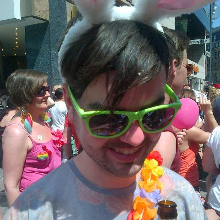 MrRantypants's profile picture. Science, queers, and animal rights.